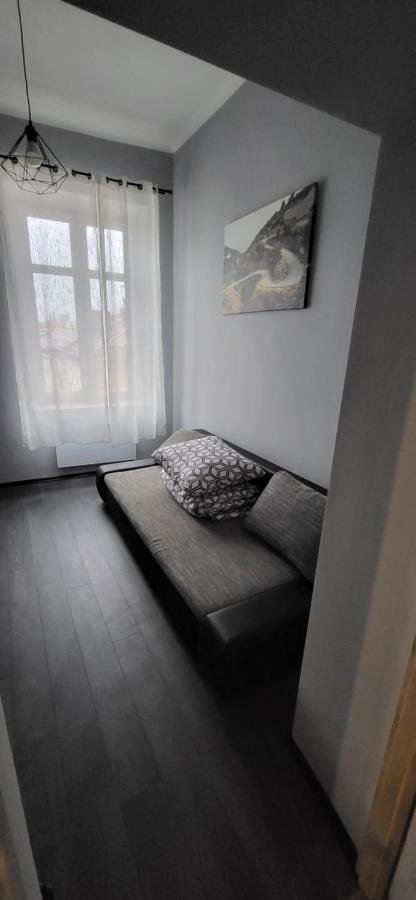 Апартаменти Apartament Pod Wieza Пйотркув-Трибунальський Екстер'єр фото
